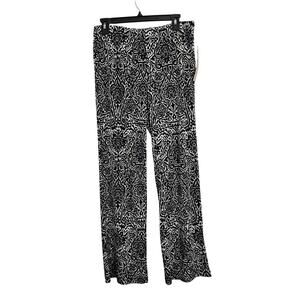 NWT! Laura Ashley Black and White Floral Stretchy Lounge Pants Size Medium